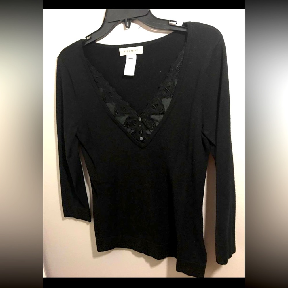 NINE WEST Women's lightweight Black Sweater Small
